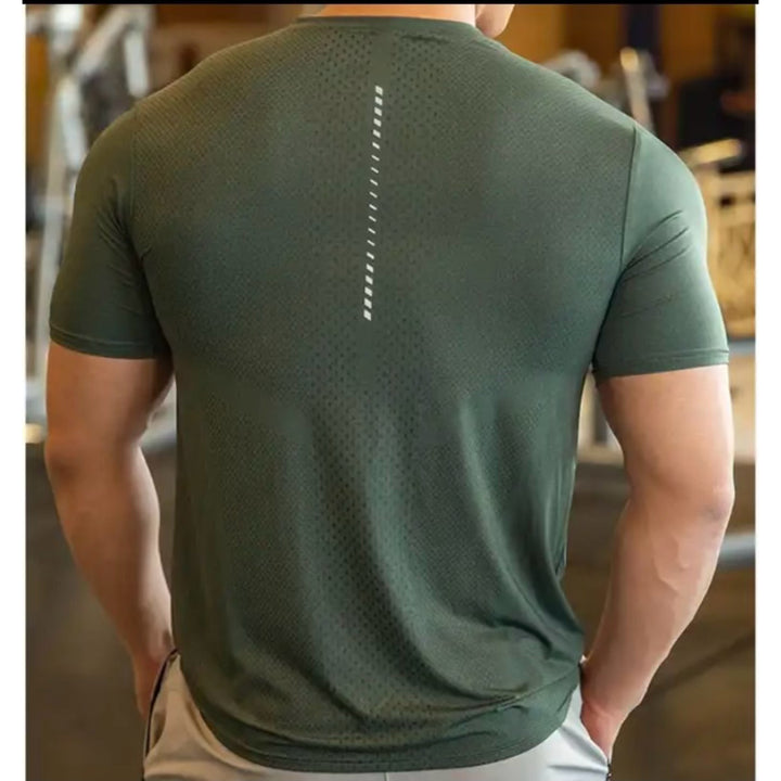 Men breathable T-shirts